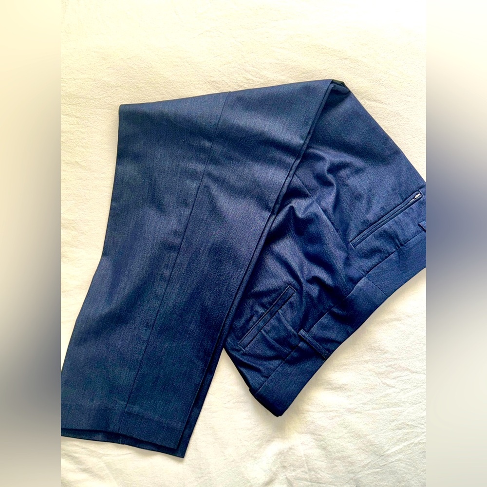 Stylish Talbots navy blue ankle trousers